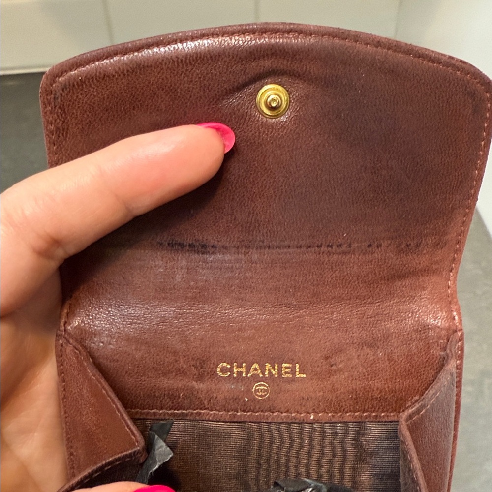 Chanel Chocolate Brown CC Caviar Skin Leather Card Holder - Picture 9 of 13